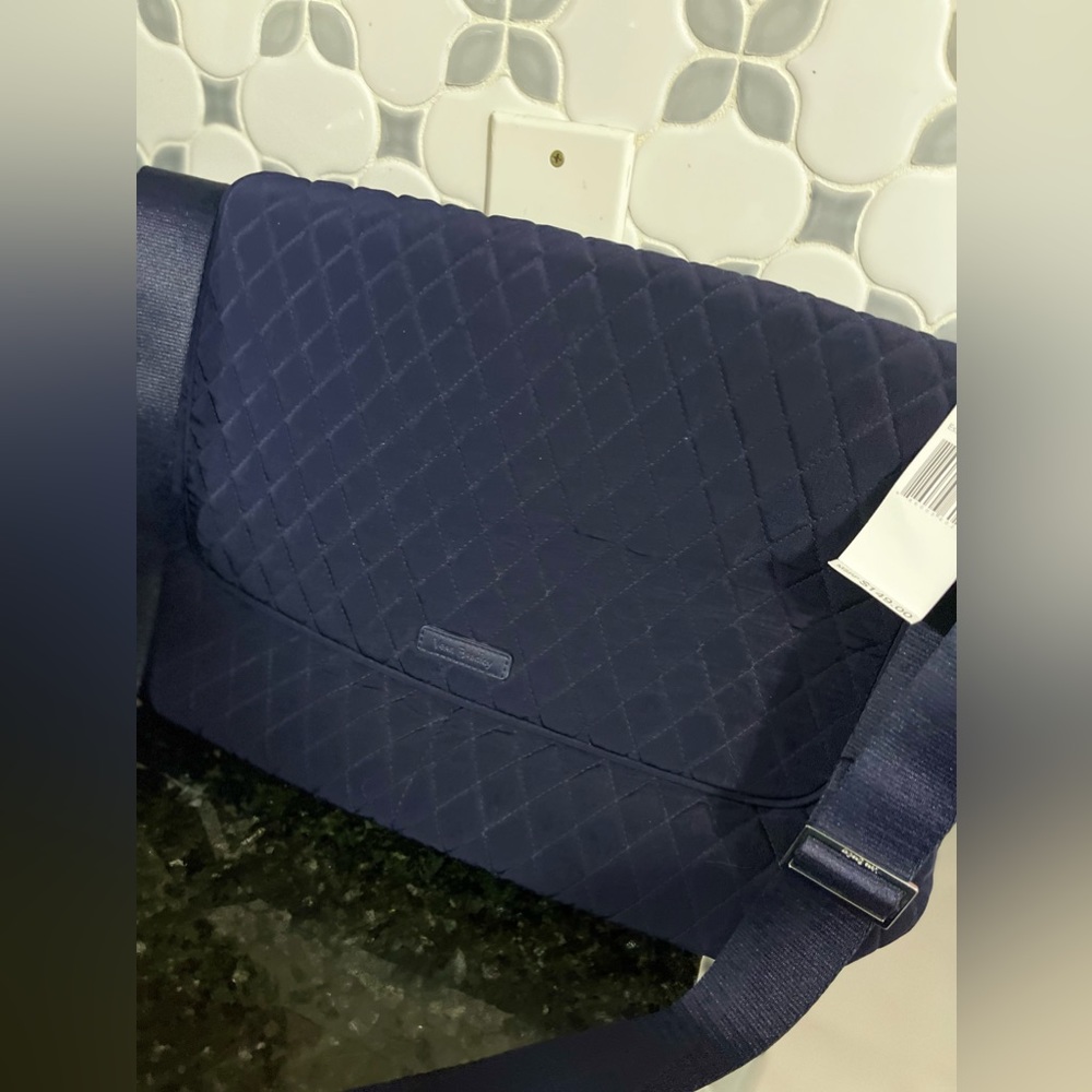 VERA BRADLEY QUILTED LAPTOP MESSENGER BAG NAVY BLUE